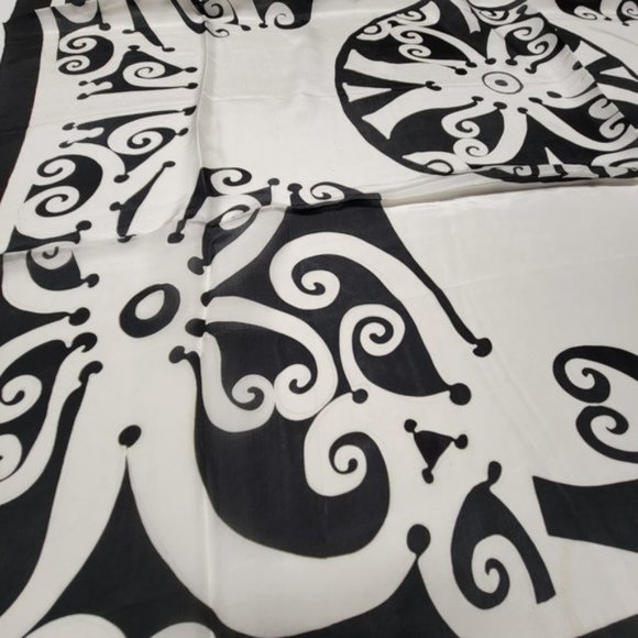 Black and White Silk Handpainted Square Scarf  - NEW - Picture 6 of 7